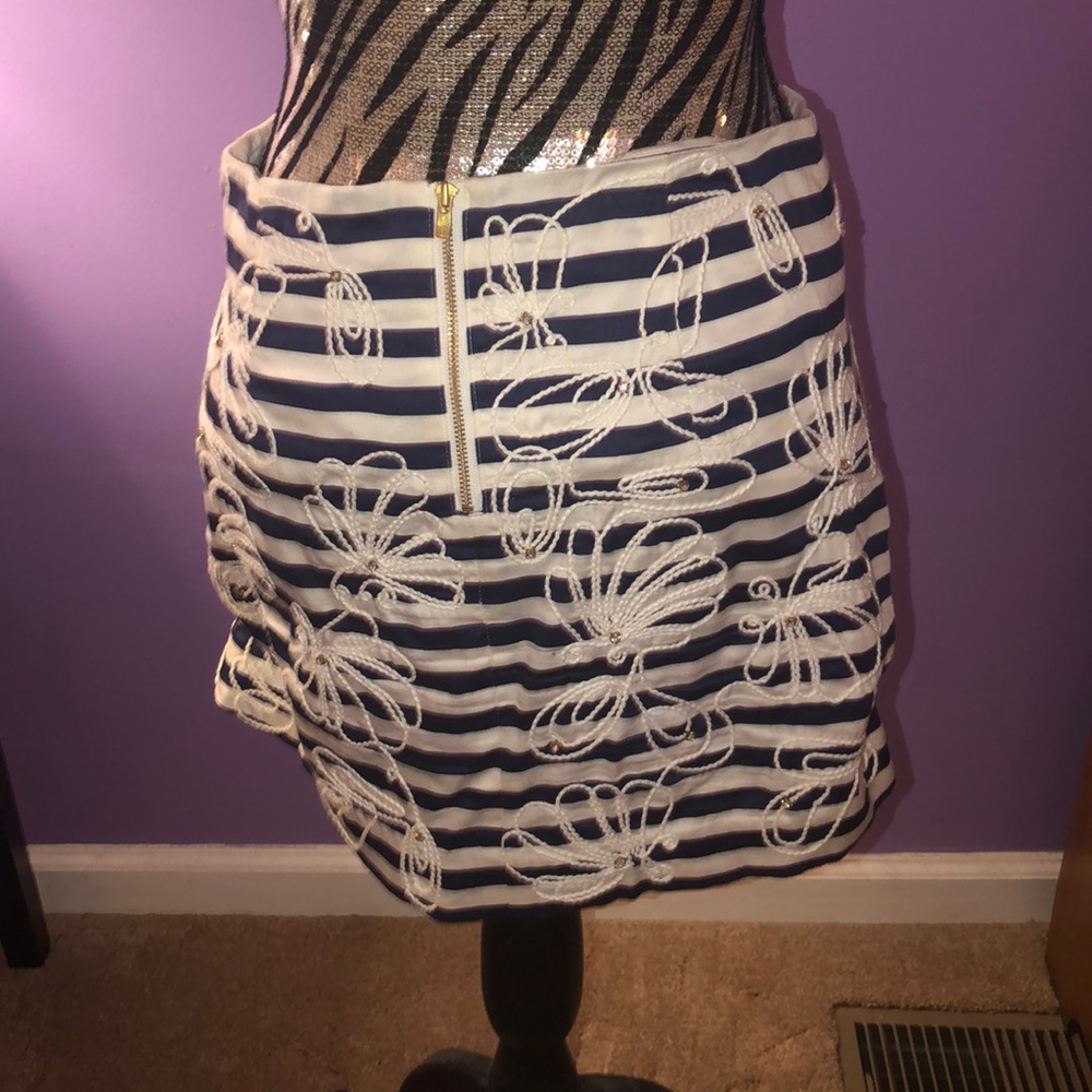 Lilly Pulitzer skirt - Picture 3 of 4